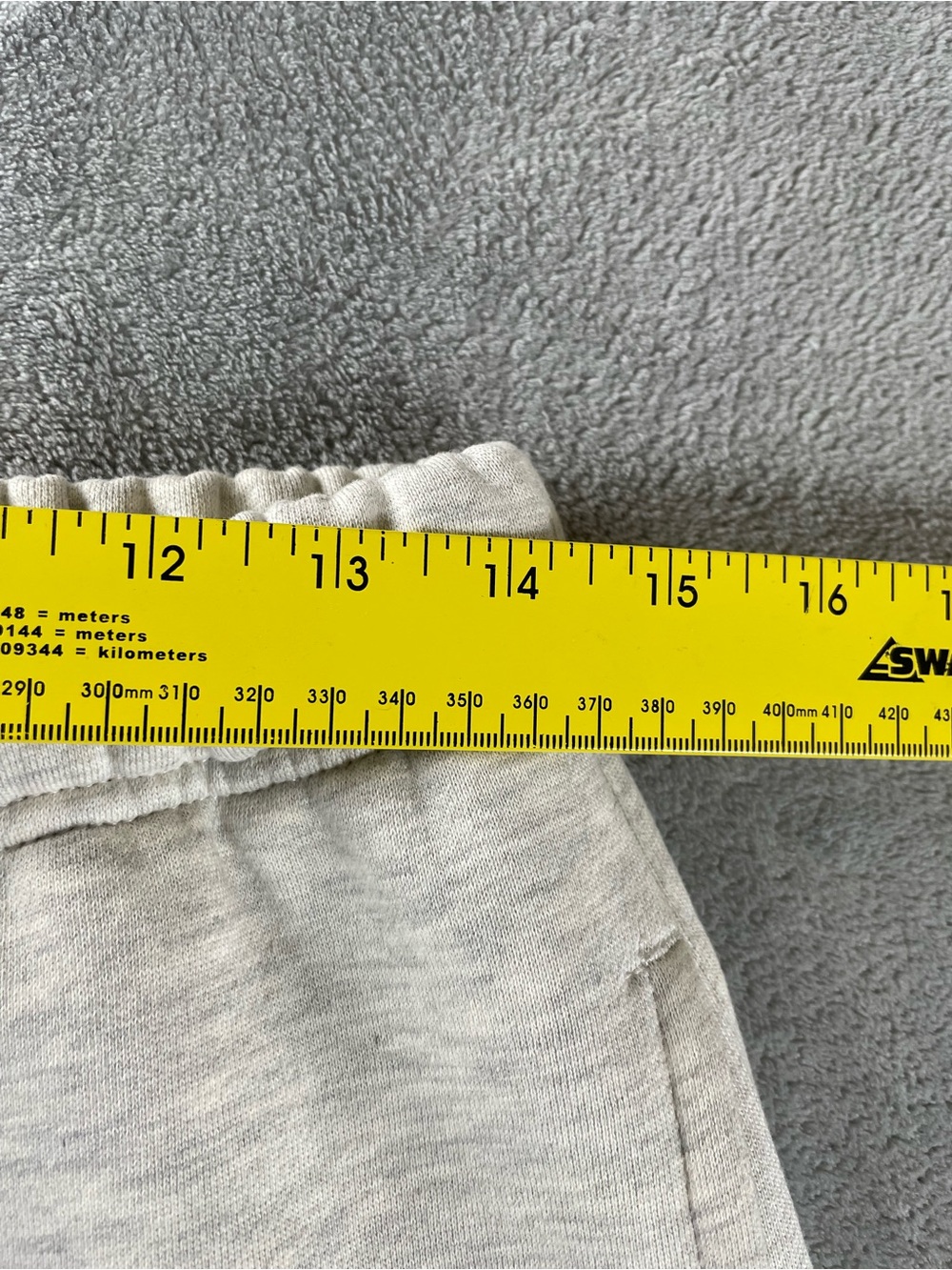 Fear of God Essentials Shorts Gray Cotton Polyester Fleece, Pockets Drawstrings - Picture 9 of 14